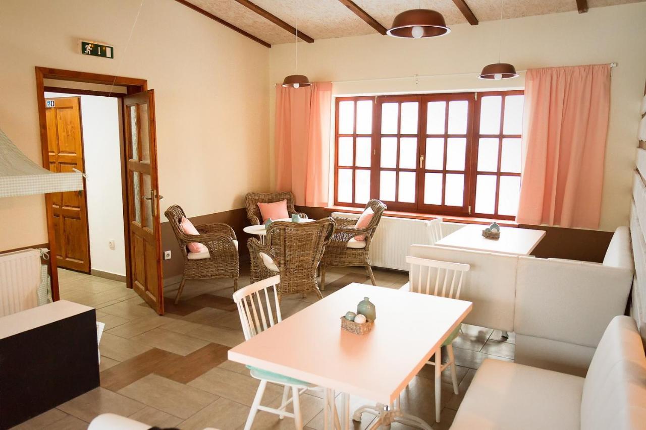 Camp Alpa Hotel Ostrovacice Bagian luar foto